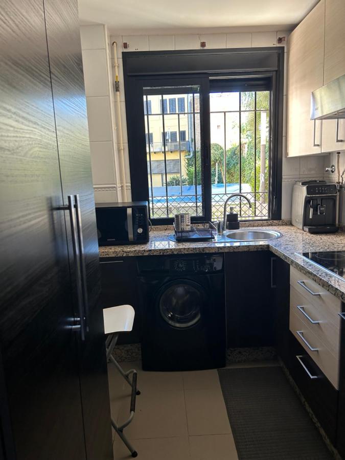 Apartamento Proximo Al Centro De 2 Dormitorios Con Piscina. Seville Ngoại thất bức ảnh