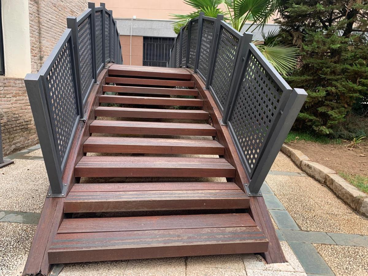 Apartamento Proximo Al Centro De 2 Dormitorios Con Piscina. Seville Ngoại thất bức ảnh