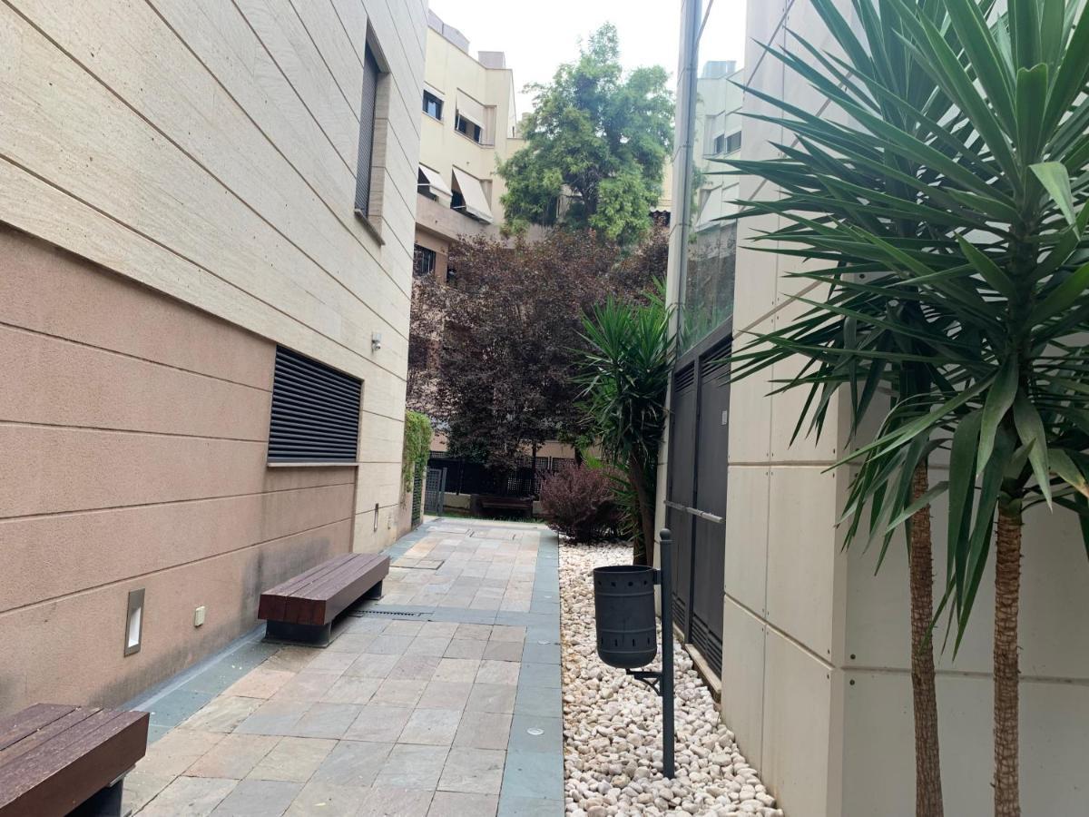 Apartamento Proximo Al Centro De 2 Dormitorios Con Piscina. Seville Ngoại thất bức ảnh