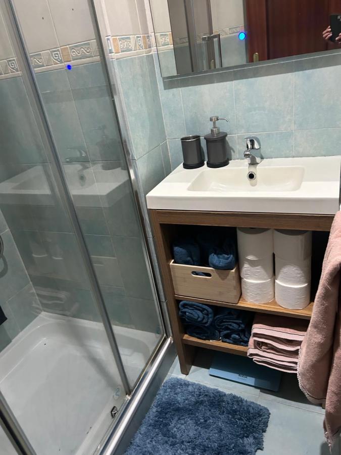 Apartamento Proximo Al Centro De 2 Dormitorios Con Piscina. Seville Ngoại thất bức ảnh